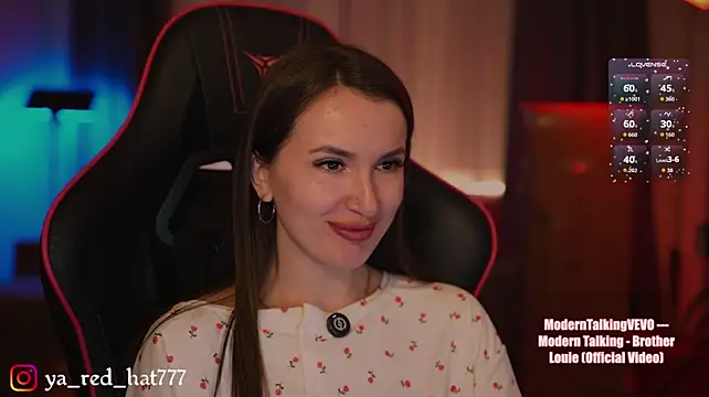 -RED_HAT- Live XXX-Chat