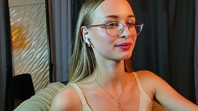 Tiffanyhunt's Live XXX Chat