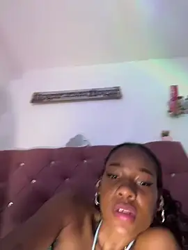 Nathi_Parker Chat XXX in diretta