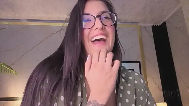 Princess_Violett's Live XXX Chat