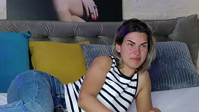 FeliciaKrige Chat XXX live