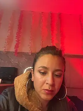 XXX chat uživo modela tatti_ec