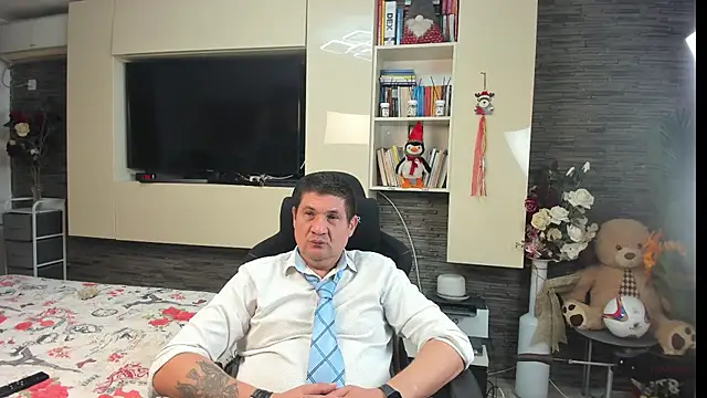 แชท XXX สดของ SpartacusDaddy48