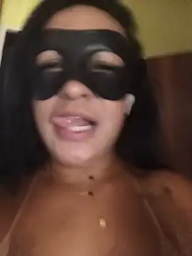 Chat +18 de Kacaah ao vivo