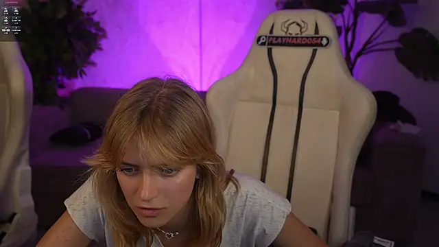 Živý XXX chat Emi_murr