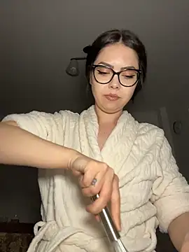 KaylaLewyss Chat XXX live