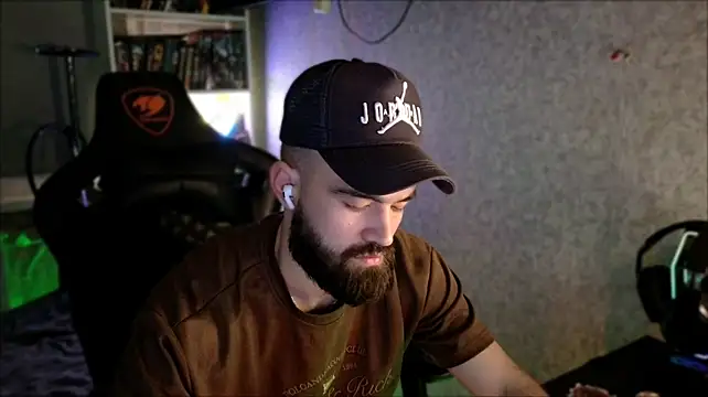 _Serious_Man XXX чат на живо