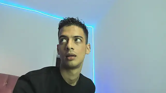 XXX chat uživo modela Axel_Collin7