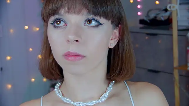 Czat XXX na żywo – ElisabethDavis