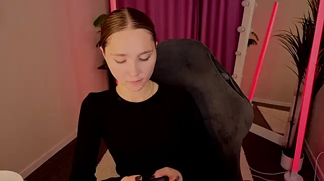 צ'אט XXX בשיד ור חי של Princess__Lily