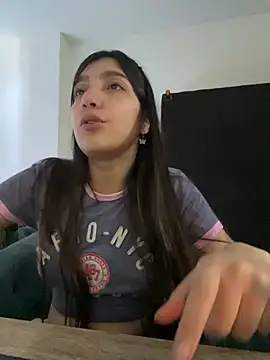 MaddyHaze Chat XXX in diretta
