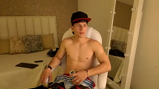 Czat XXX na żywo – JordanMiller_