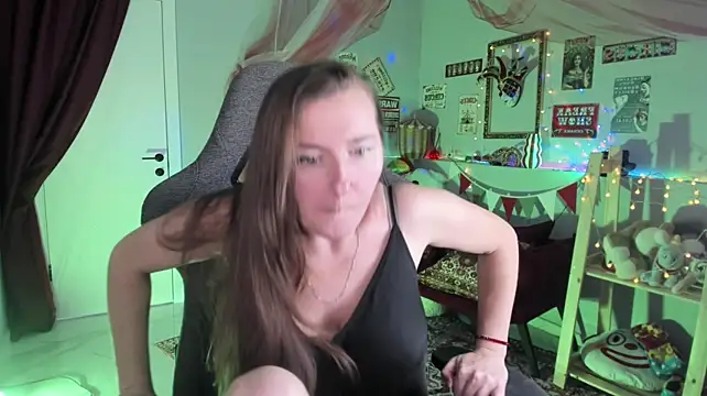 Golden_Dragon XXX чат на живо