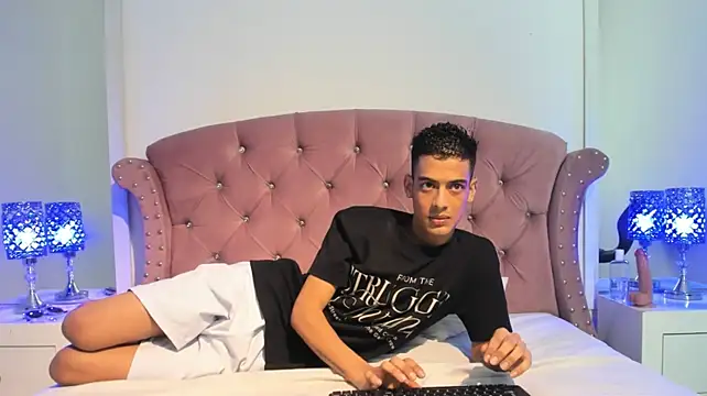 Chat XXX ao vivo de Axel_Collin7