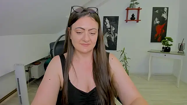 Chatroom XXX en direct de MistressDarrah