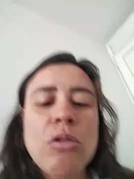 karlagiraldo198's Live XXX Chat