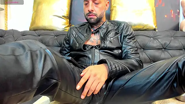 TommyDum's Live XXX Chat