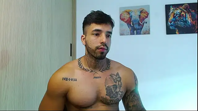 Jacobb_Phoenix Live XXX-chat