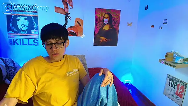 spicyferny 现场XXX聊天