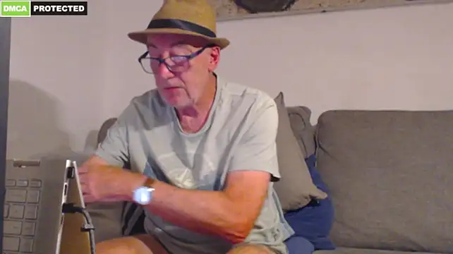 bluedae1 Chat XXX in diretta