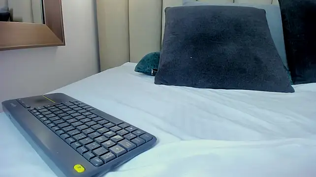 Yennifer_01 Chat XXX in diretta