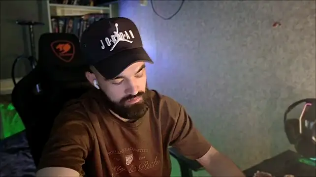 _Serious_Man Live XXX-chat