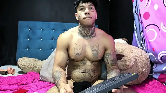 Chat +18 de daamonxxx19_ ao vivo