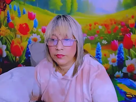 Chat +18 de indianroxy ao vivo