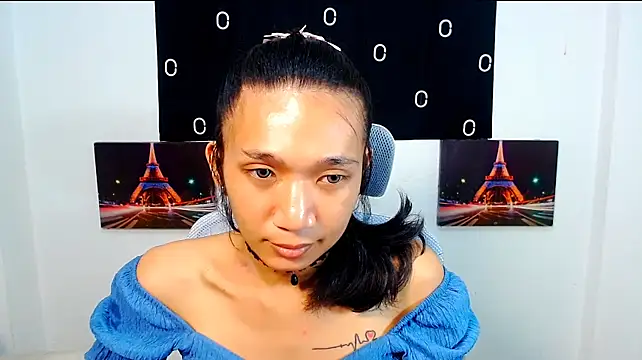 BERBURAKA live XXX chat