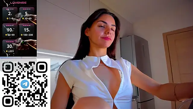 EmiliaZen Chat XXX in diretta