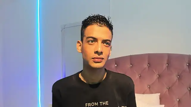 Axel_Collin7 – Naživo XXX chat