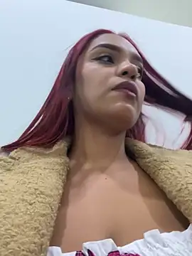 Chat +18 de Sara-77 ao vivo