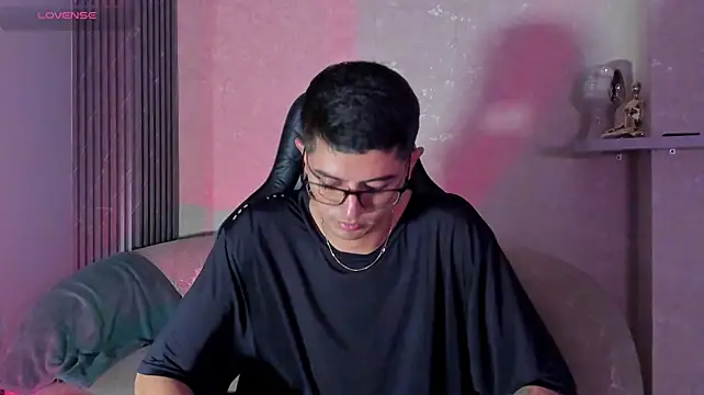 Ostin_ColtのライブXXXチャット