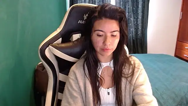 alice_middlee Chat XXX live