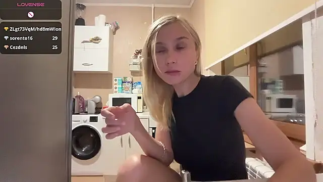 AngelJeni Chat XXX live