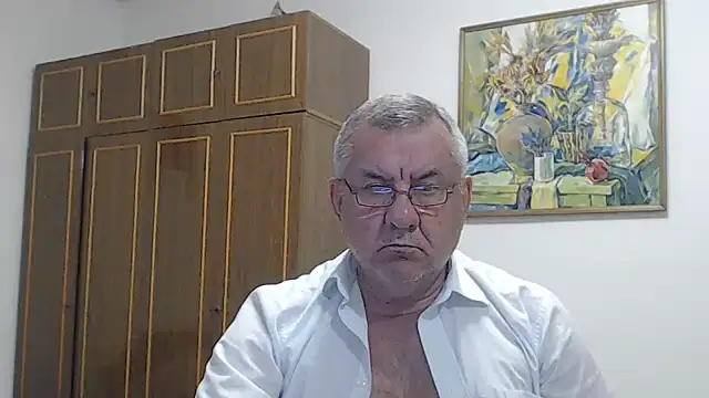 machomale3 Adlı Modelin Canlı XXX Sohbeti