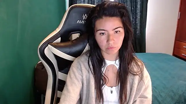 alice_middlee Chat XXX live