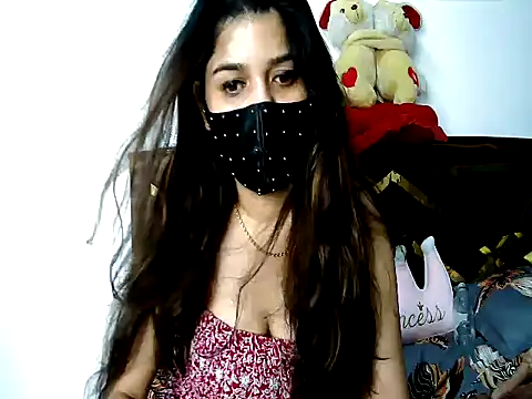 Gloie4u live XXX chat