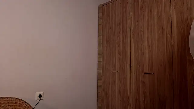 Chat +18 de MarcellaAveado ao vivo