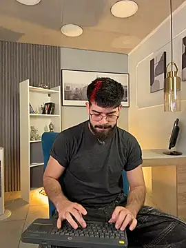 Czat XXX na żywo – DomBoy_