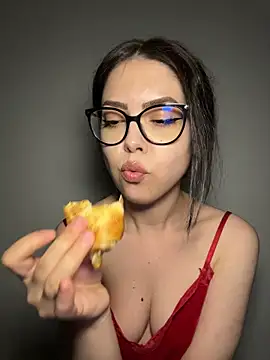 KaylaLewyss Live XXX-chat