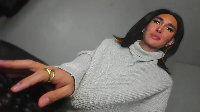 MistressNextDoor_ Chat XXX in diretta