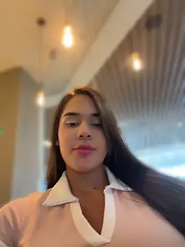 BellaLeclair_'s Live XXX Chat