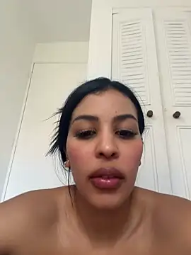 Valerie-S Chat XXX live