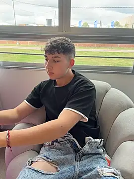 Chat XXX Live OLIVER_K