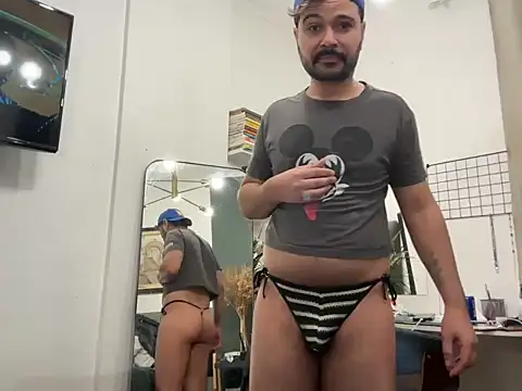 Chat +18 de IconicEpoch70 ao vivo