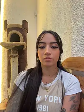 EmmyEvans1 Chat XXX in diretta