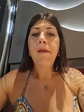 Lady_B_ Chat XXX live