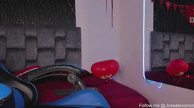 دردشة Alexxus_Smith الجنسية المباشرة