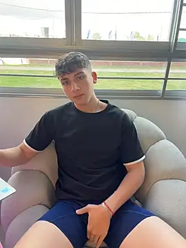 OLIVER_K Live XXX-chat